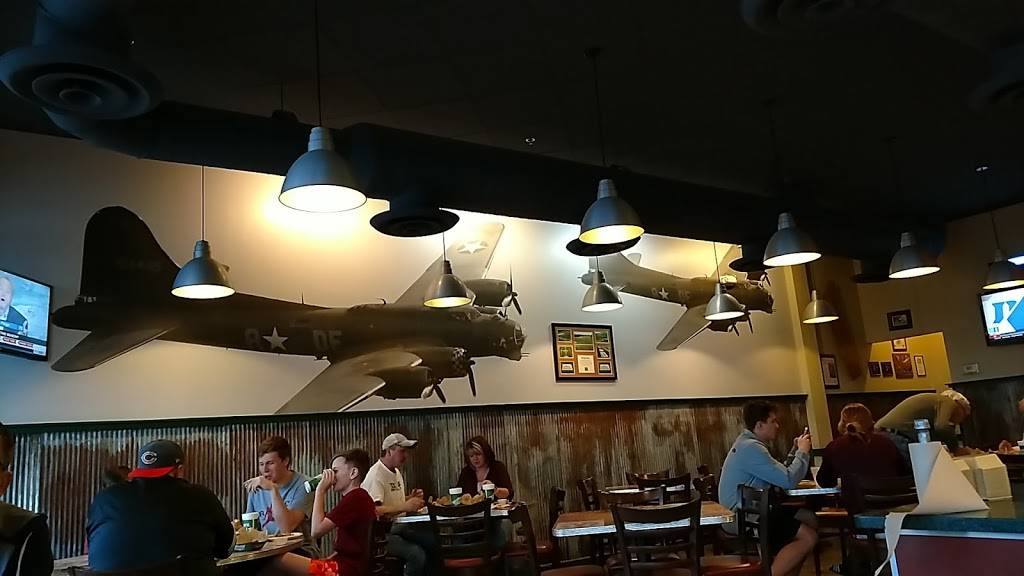 Wingstop | restaurant | 303C E, E Battlefield Rd, Springfield, MO 65807, USA | 4178909889 OR +1 417-890-9889