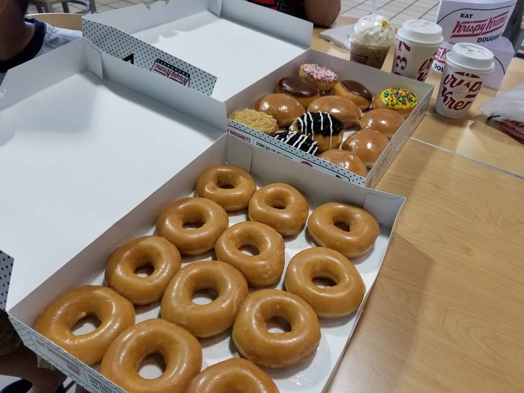 Krispy Kreme | bakery | 917 N Main St, High Point, NC 27262, USA | 3368858081 OR +1 336-885-8081