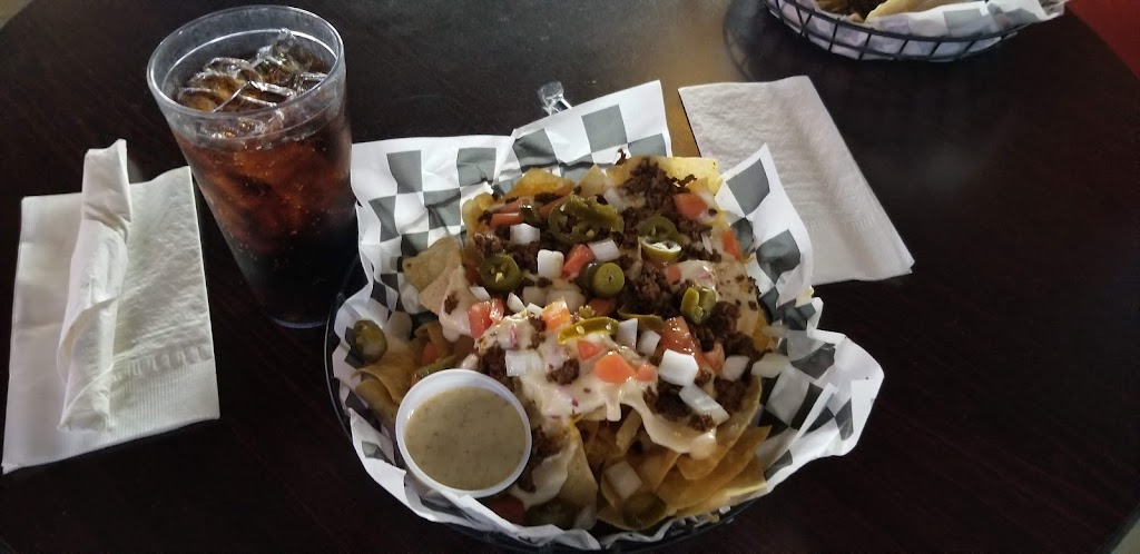 Vernon Parts Sports Grill | restaurant | 1701 Marshall St, Vernon, TX 76384, USA | 9405529933 OR +1 940-552-9933