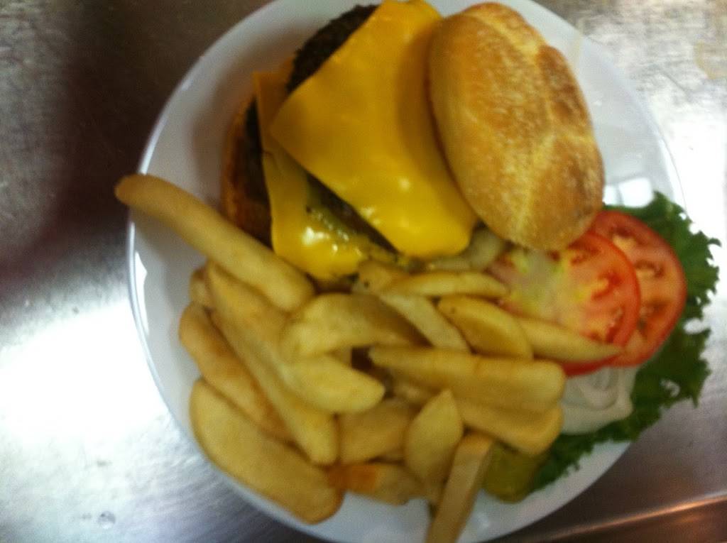 COURTHOUSE GRILL | restaurant | 250 1st Street, Hillsboro, MO 63050, USA | 6367894442 OR +1 636-789-4442