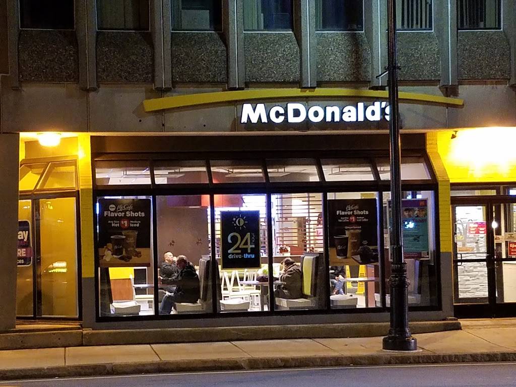 McDonalds | cafe | 275 Hancock St, Quincy, MA 02171, USA | 6174796795 OR +1 617-479-6795