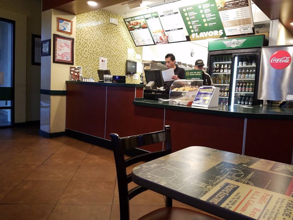 Wingstop - Restaurant 