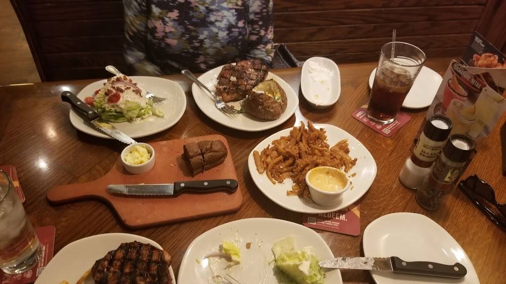 Outback Steakhouse 2020 N Rock Rd, Wichita, KS 67206, USA