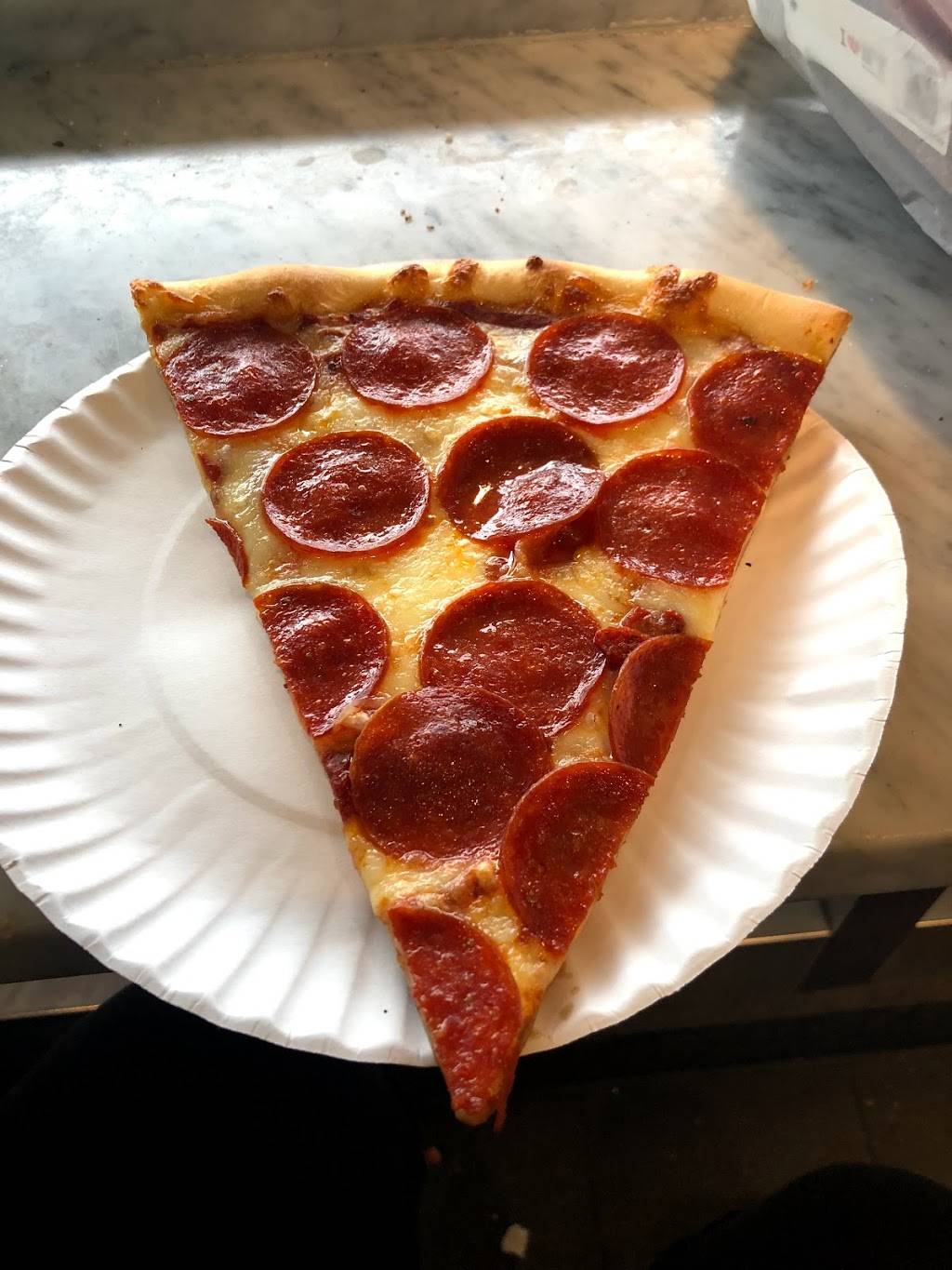 Pizza Plus | restaurant | 4 South St, New York, NY 10004, USA | 2129431800 OR +1 212-943-1800