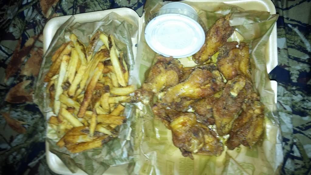 Wingstop Restaurant 12100 Veterans Memorial Dr f, Houston, TX 77067