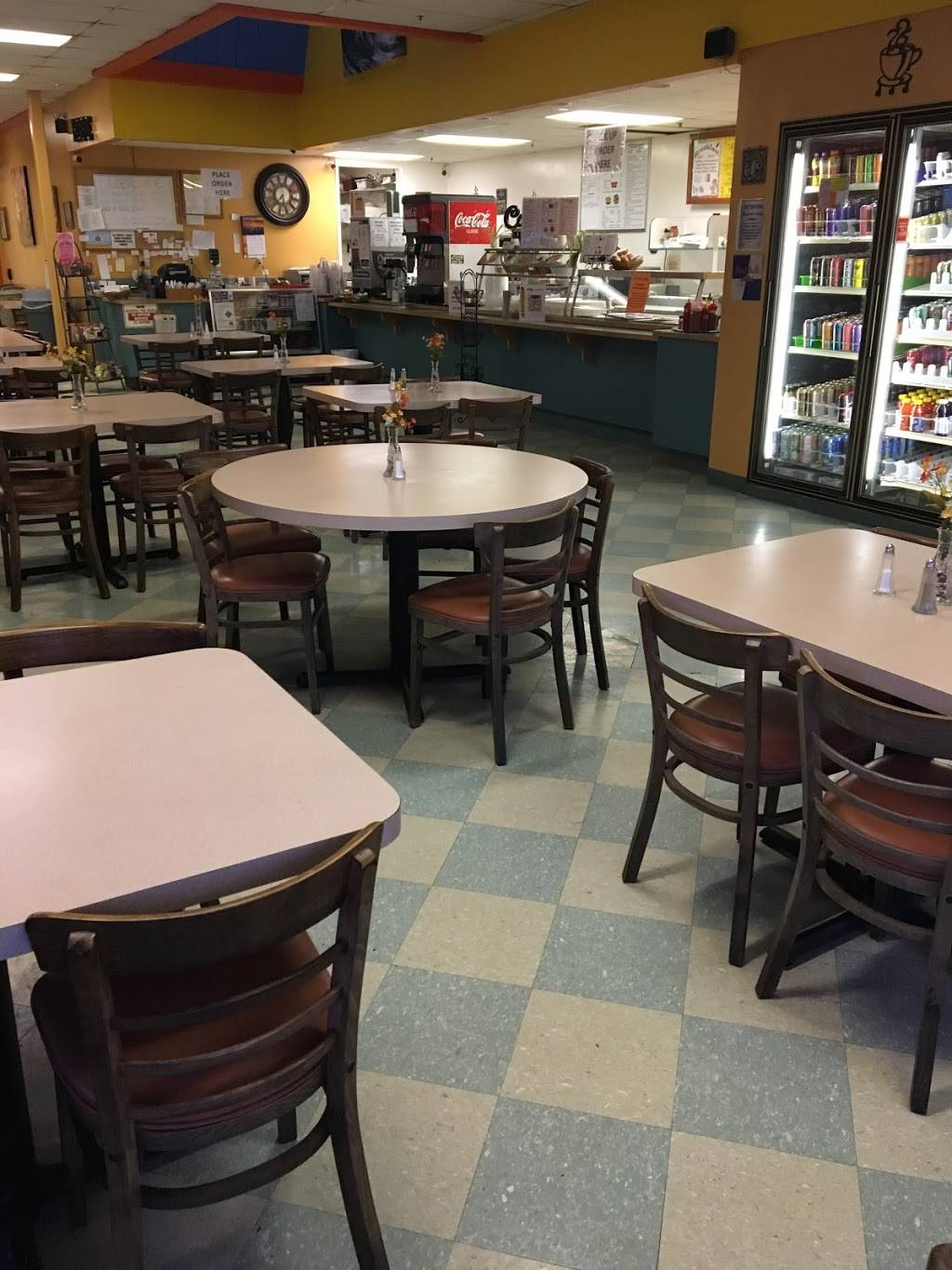 Hot Spot Café & Deli | 800 Chadbourne Rd #11, Fairfield, CA 94534, USA