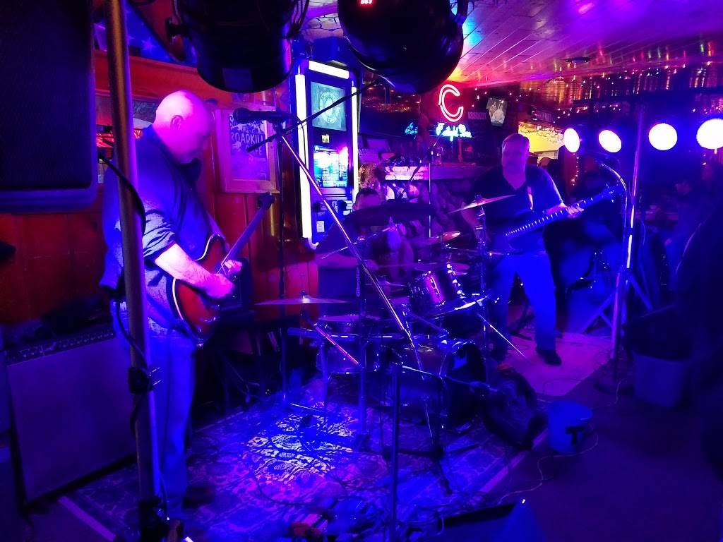 The Bull Pen Sports Bar & Grill | restaurant | 1175 Old Wisonsin 70, St Germain, WI 54558, USA | 7154797078 OR +1 715-479-7078