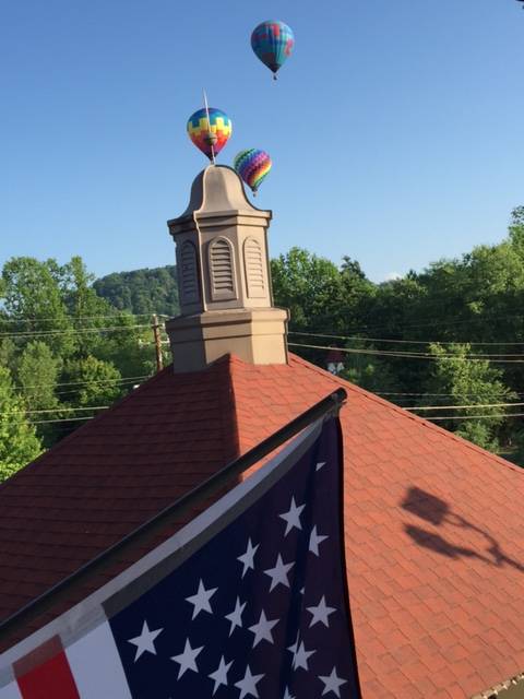 Subway | restaurant | 8065 N Main St, Helen, GA 30545, USA | 7068921000 OR +1 706-892-1000