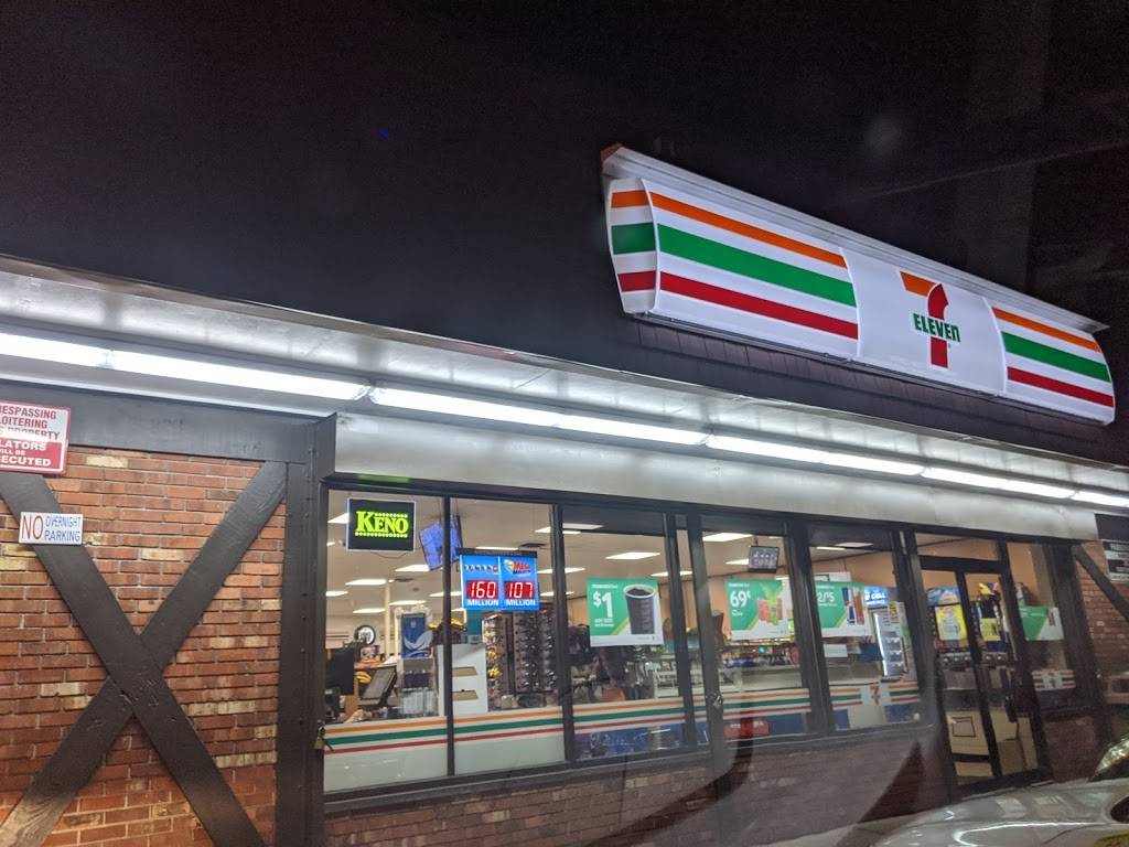 7-Eleven | bakery | 3 Beacon St, Lawrence, MA 01843, USA | 9786863684 OR +1 978-686-3684