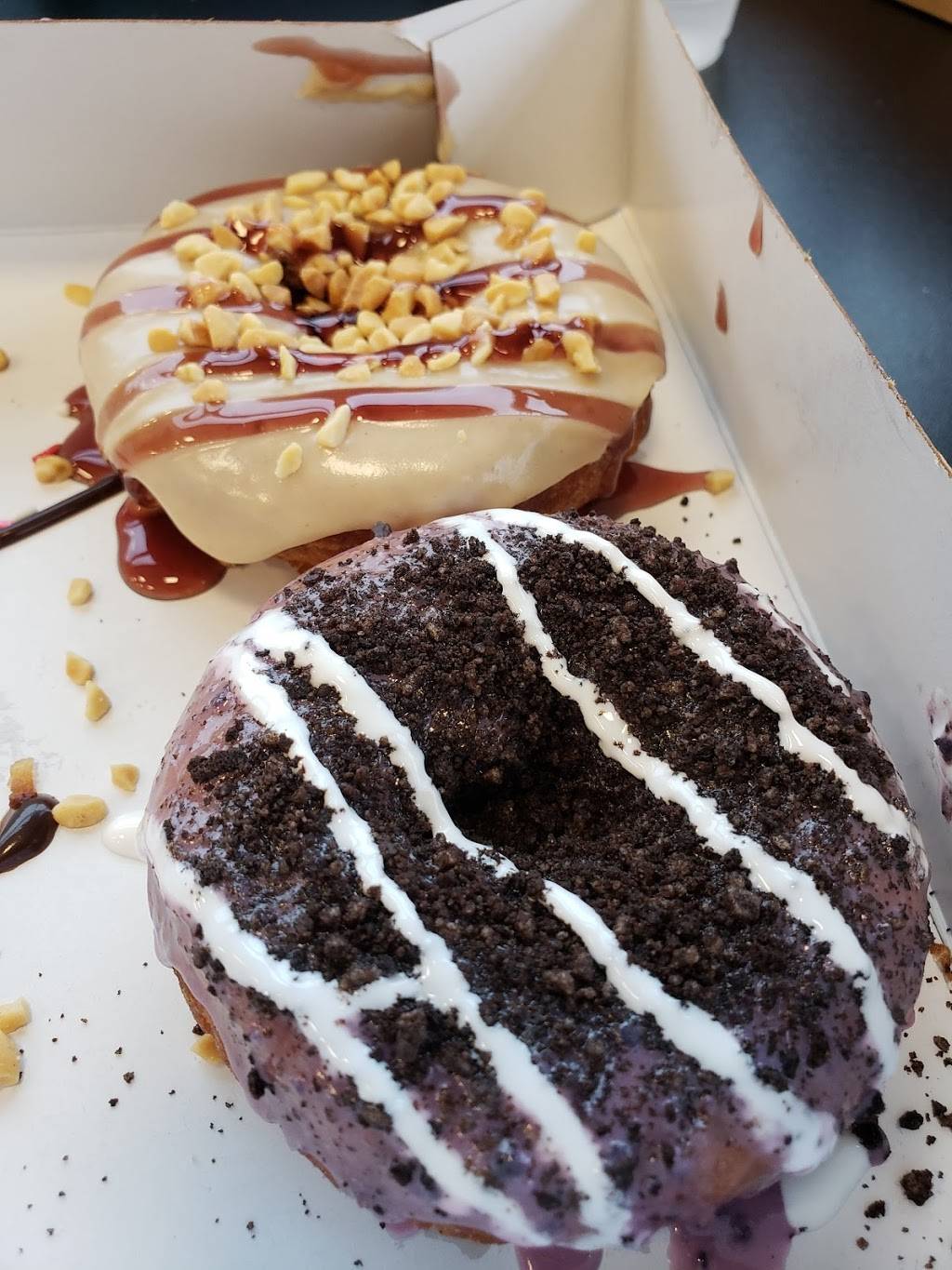 Duck Donuts - Cross Hill Market | bakery | Cross Hill Market, 702 Cross Hill Rd 100 B, Columbia, SC 29205, USA | 8038887424 OR +1 803-888-7424