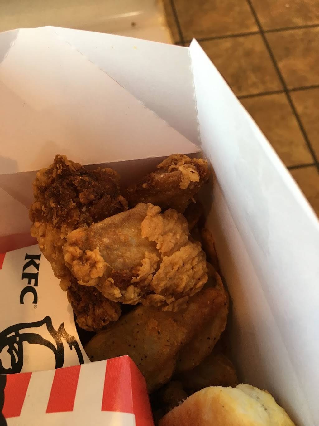KFC | restaurant | 6694 Highway 431 South, Hampton Cove, AL 35763, USA | 2565334384 OR +1 256-533-4384