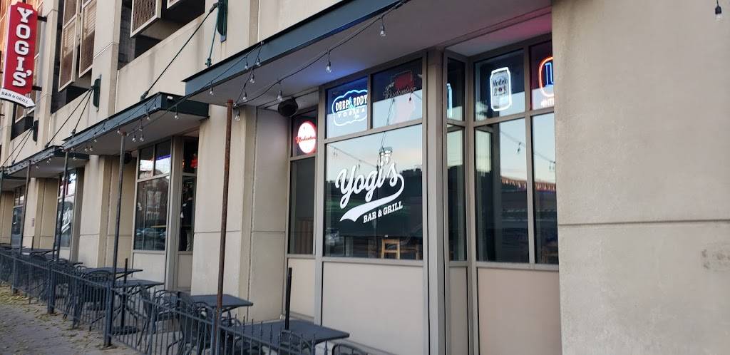 Yogi's Bar & Grill | 302 N Walnut St, Bloomington, IN 47404, USA