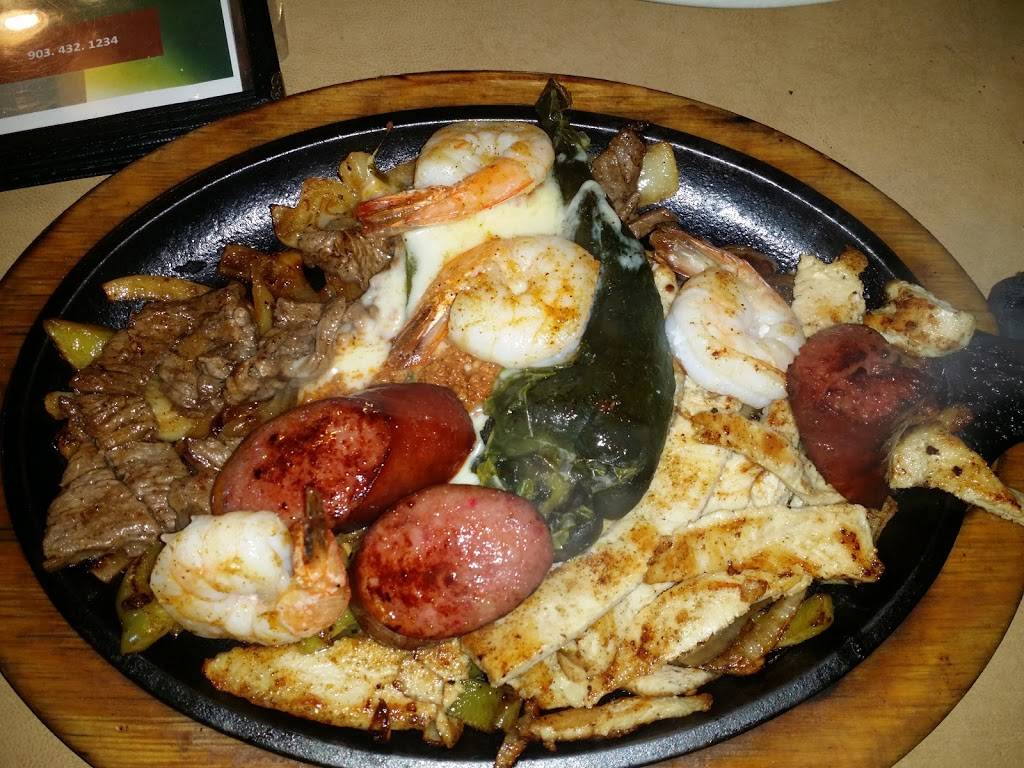 El Manantial Restaurant | restaurant | 333 E Cedar Creek Pkwy, Seven Points, TX 75143, USA | 9034321234 OR +1 903-432-1234