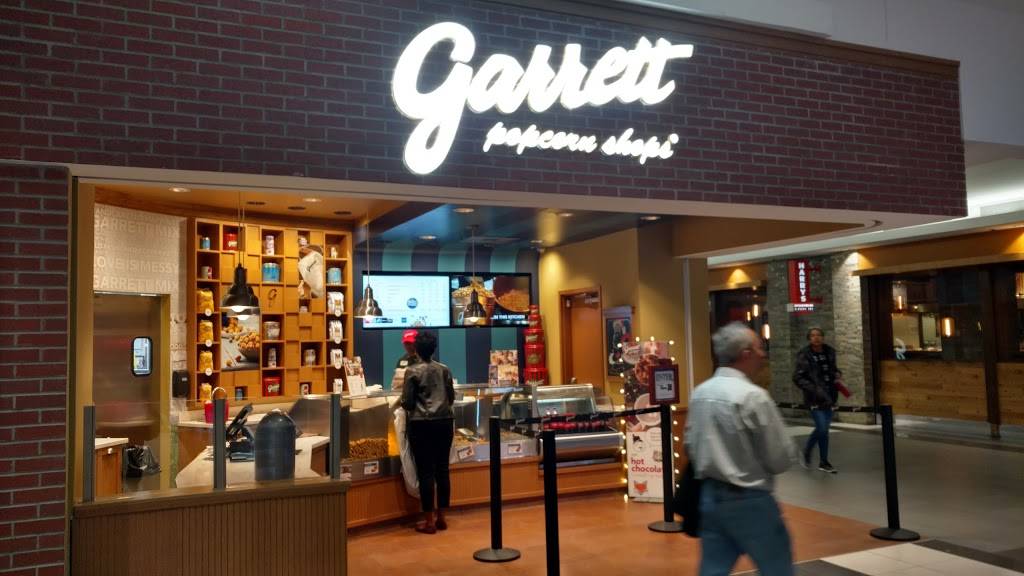 Garrett Popcorn Shops | meal takeaway | Fashion Centre at Pentagon City, 1100 S Hayes St, Arlington, VA 22202, USA | 8884767267 OR +1 888-476-7267