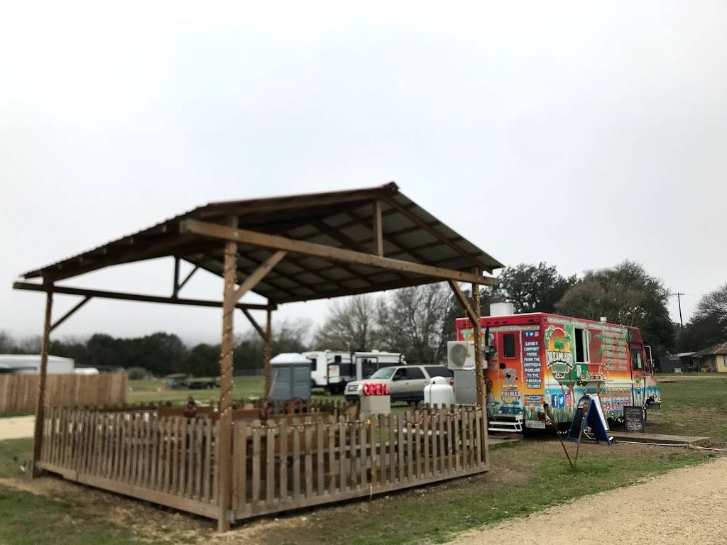 Chicken Little | restaurant | 1016 Market Heights, Canyon Lake, TX 78132, USA | 8306434924 OR +1 830-643-4924