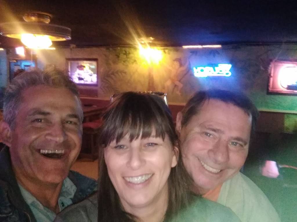 Jungle Bar & Grill | restaurant | 30786 Forthview Rd, Edwards, MO 65326, USA | 5733450888 OR +1 573-345-0888