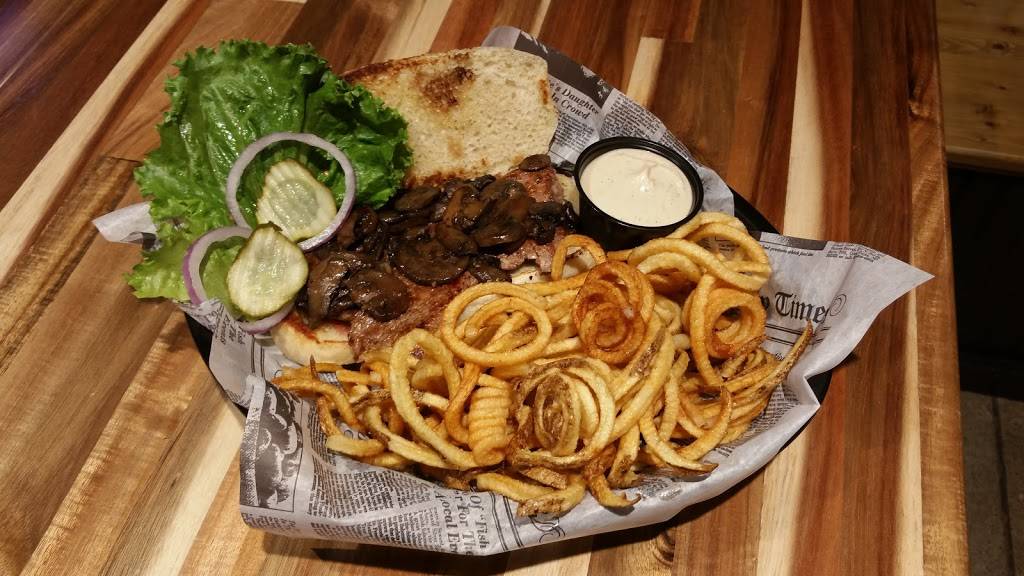 Sparkys Place | restaurant | 1001 Broad St, Conneaut, OH 44030, USA | 4402656061 OR +1 440-265-6061
