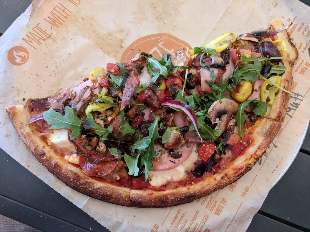 Blaze Pizza | meal takeaway | 5120 N Central Ave, Phoenix, AZ 85012, USA | 6023549087 OR +1 602-354-9087