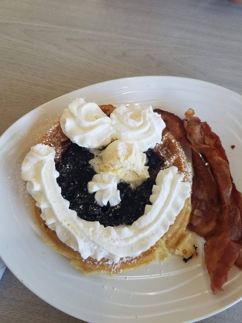 The House Of Pancakes | restaurant | 41734 Hayes Rd, Clinton Twp, MI 48038, USA | 5862866200 OR +1 586-286-6200
