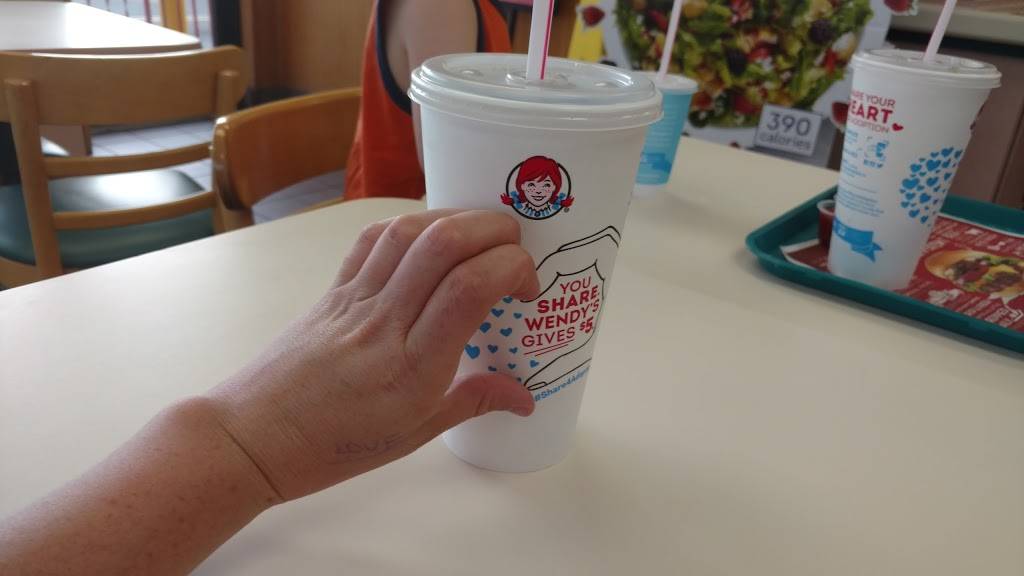 Wendys | restaurant | 4186 Buffalo Rd, Erie, PA 16510, USA | 8148994611 OR +1 814-899-4611