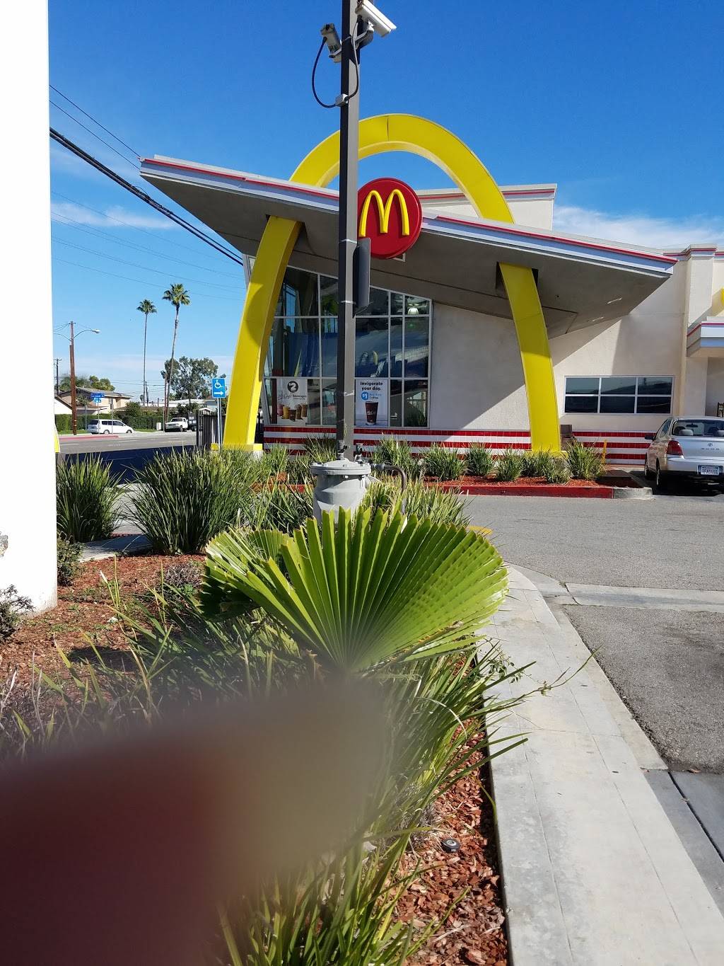 McDonalds | cafe | 15628 Gale Ave, Hacienda Heights, CA 91745, USA | 6263338908 OR +1 626-333-8908