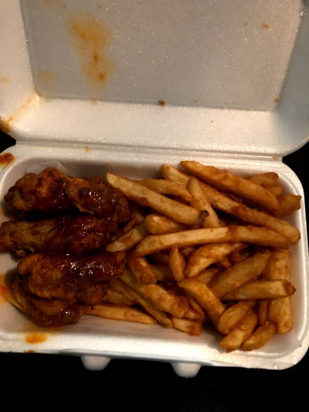 Paradise Pizza & Wings | restaurant | 3232 Steeles Ave W #12, Concord, ON L4K 4C8, Canada | 9056697679 OR +1 905-669-7679