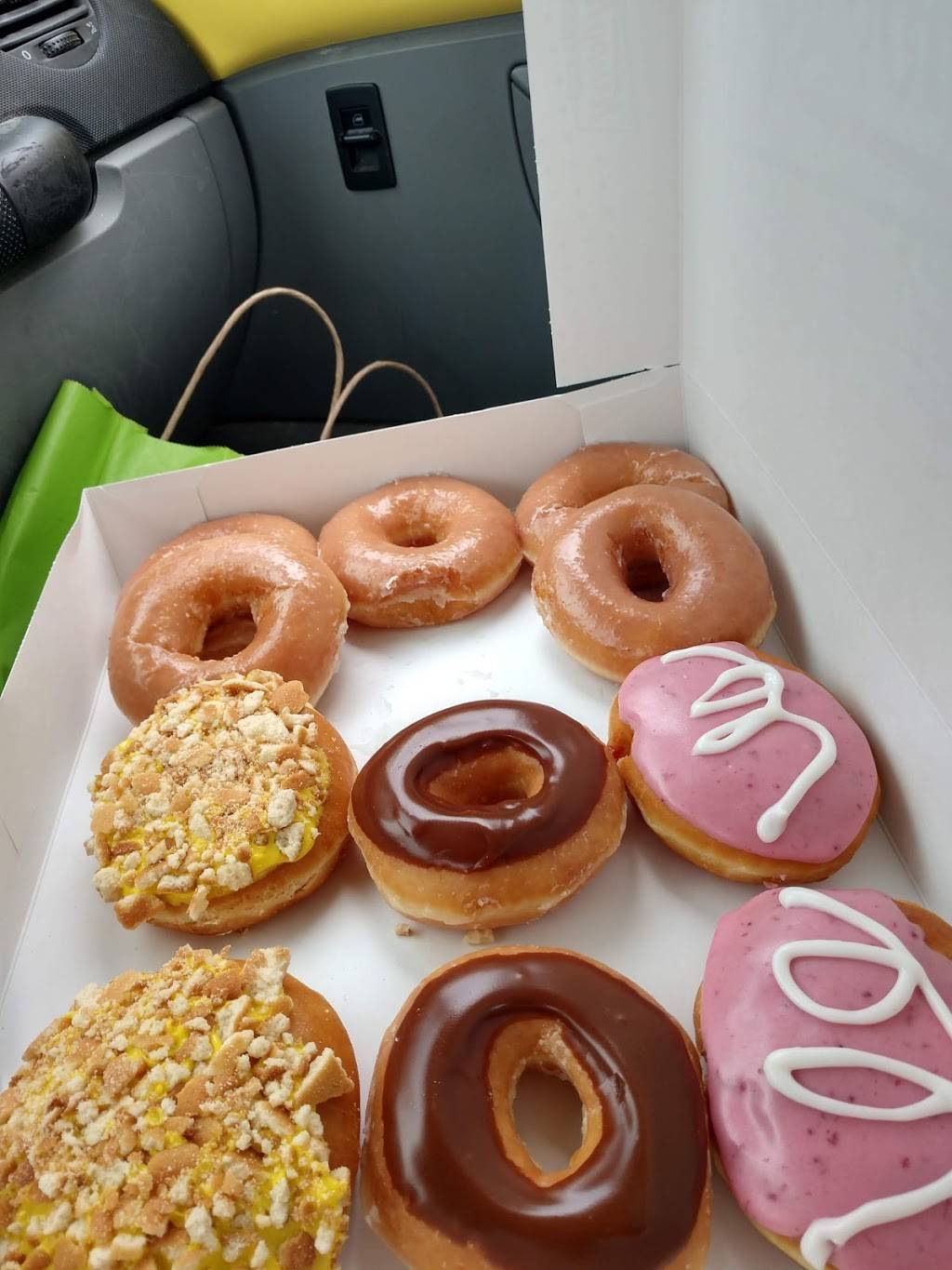 Krispy Kreme | bakery | 5020 Buckeystown Pike, Frederick, MD 21704, USA | 2408155271 OR +1 240-815-5271