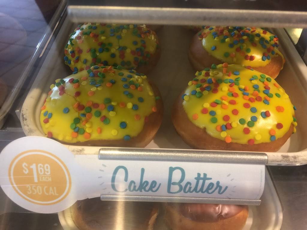 Krispy Kreme | bakery | 9569 Taylorsville Rd, Louisville, KY 40299, USA | 5022665143 OR +1 502-266-5143