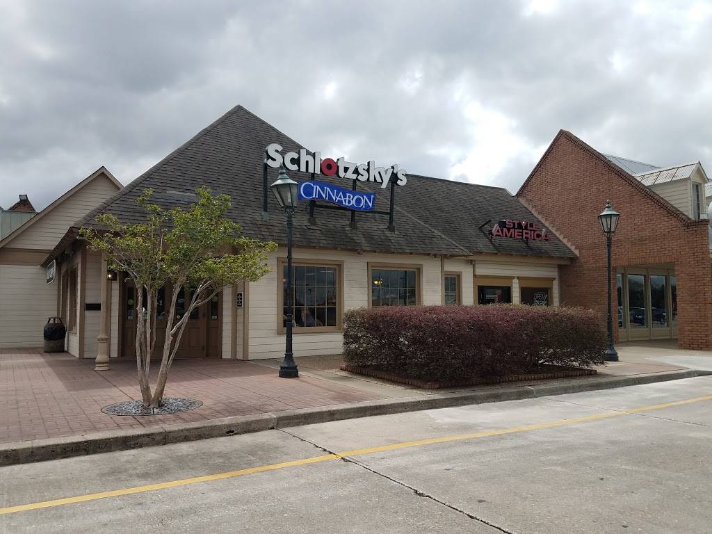 Schlotzskys | bakery | 3570 W Pinhook Rd, Lafayette, LA 70508, USA | 3378375255 OR +1 337-837-5255
