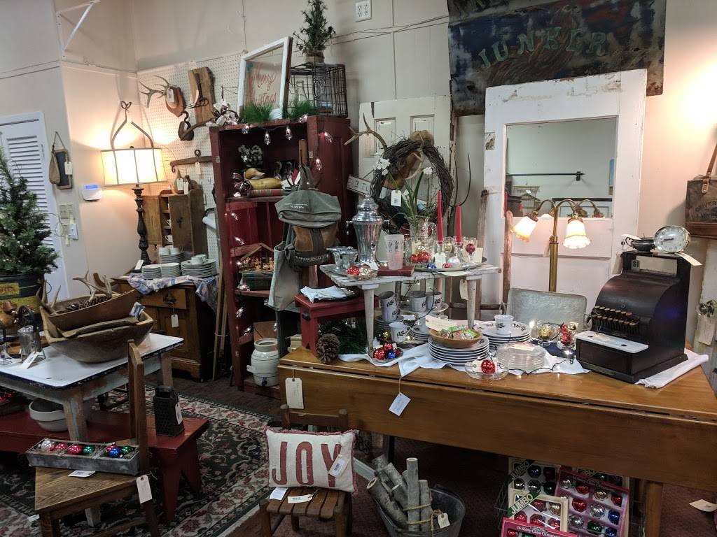 Blissmoor Company Store | restaurant | 208 N Washington Ave, Marshall, TX 75670, USA | 9034724550 OR +1 903-472-4550