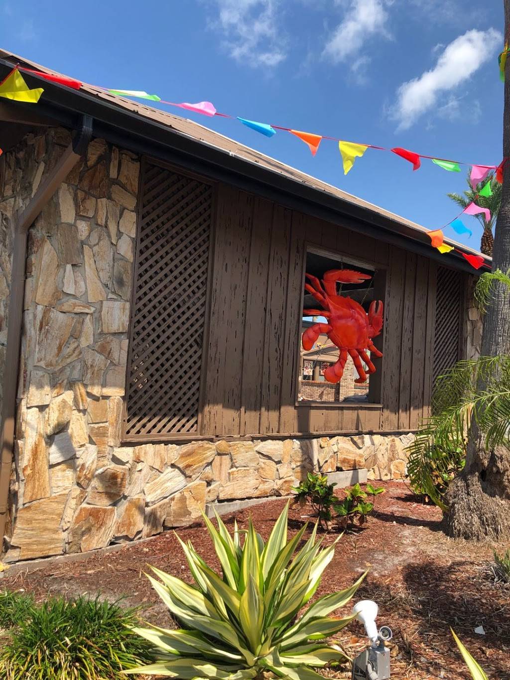 Crystal Cove Crab Shack 2600 34th St N, St. Petersburg, FL 33713, USA