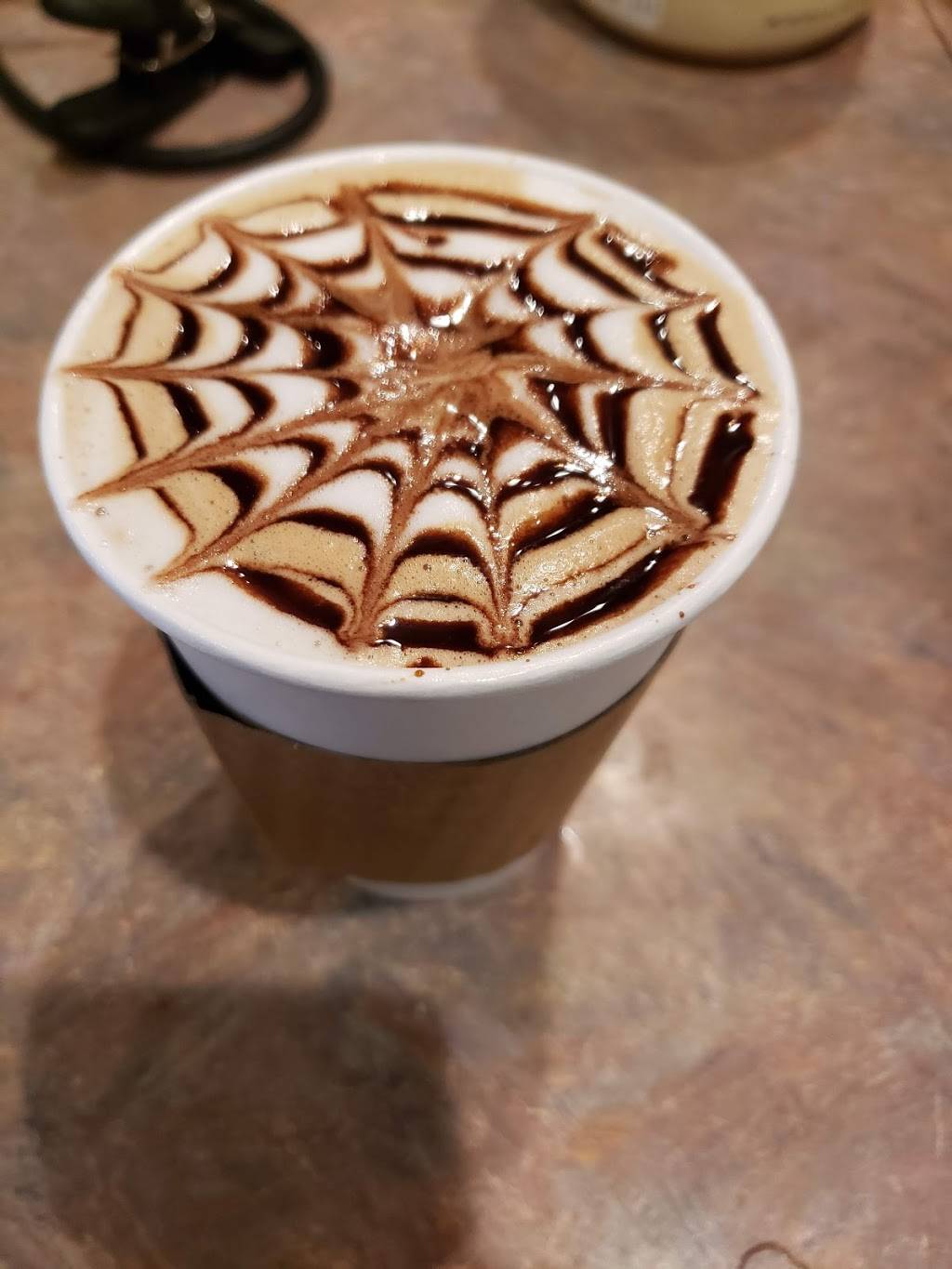 Bellas Cafe & Catering | cafe | 323 Middle St, New Bern, NC 28560, USA | 2526337900 OR +1 252-633-7900