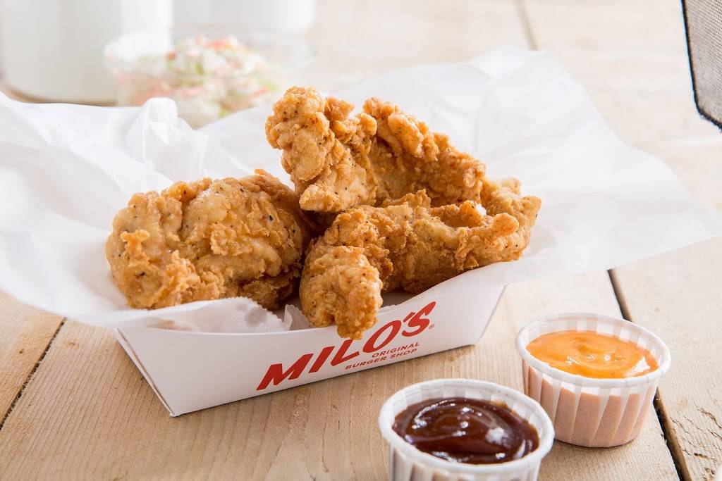 Milos Hamburgers | restaurant | 2057 Village Dr, Moody, AL 35004, USA | 2056404885 OR +1 205-640-4885