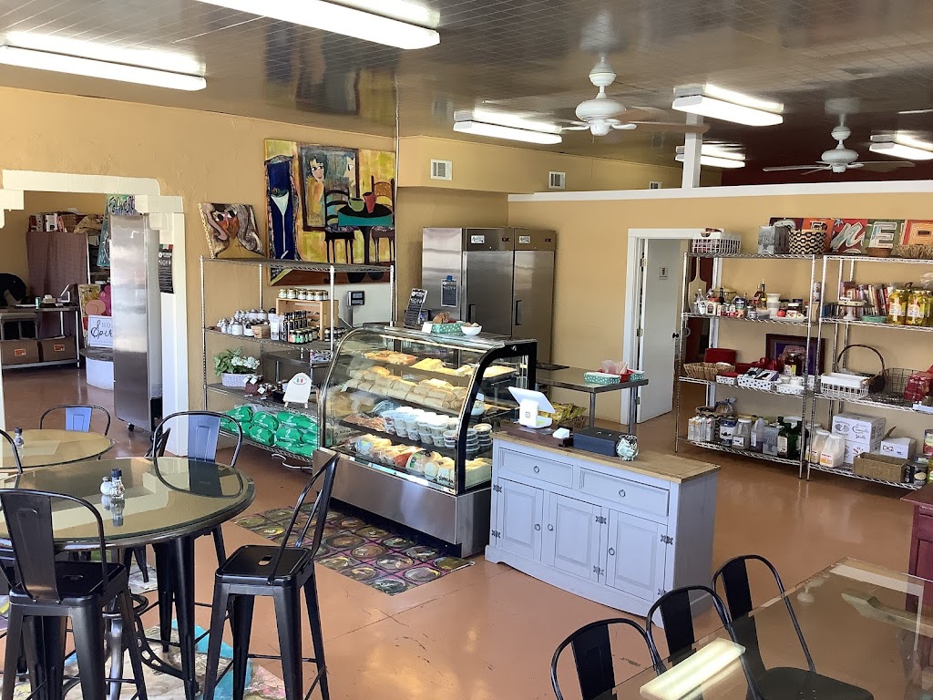 West Texas Italian delicacies | restaurant | 100 E Holland Ave, Alpine, TX 79830, USA | 4322940809 OR +1 432-294-0809