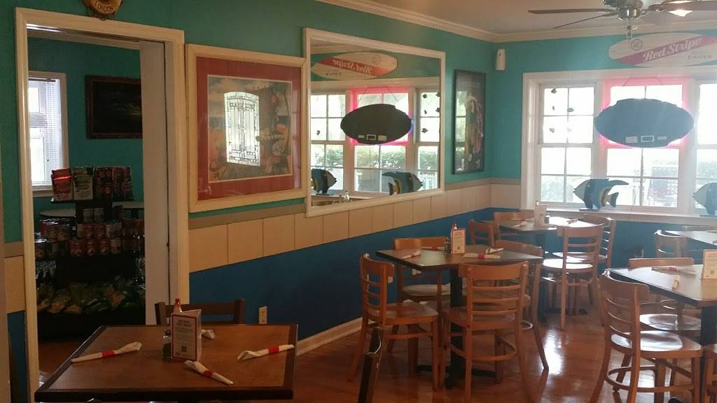 Red Stripes Caribbean Cuisine and Lounge | restaurant | 8 Pin Oak St, Bluffton, SC 29910, USA | 8437578111 OR +1 843-757-8111