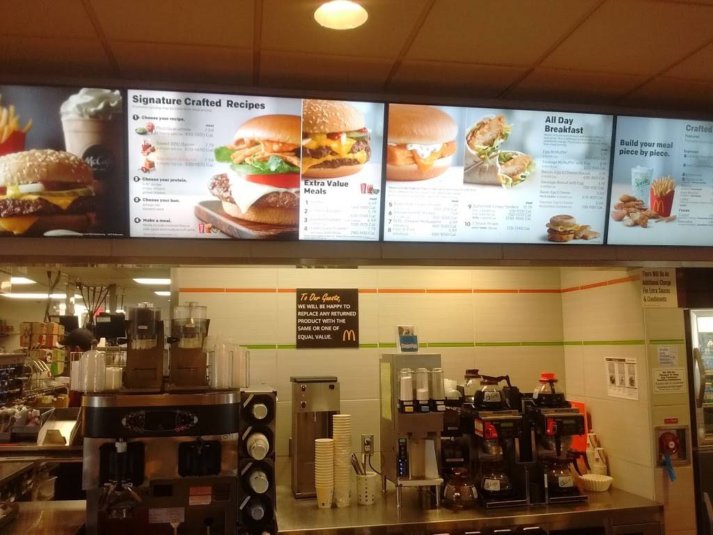 McDonalds | cafe | 116 W 5th Ave, Huntington, WV 25701, USA | 3045226280 OR +1 304-522-6280