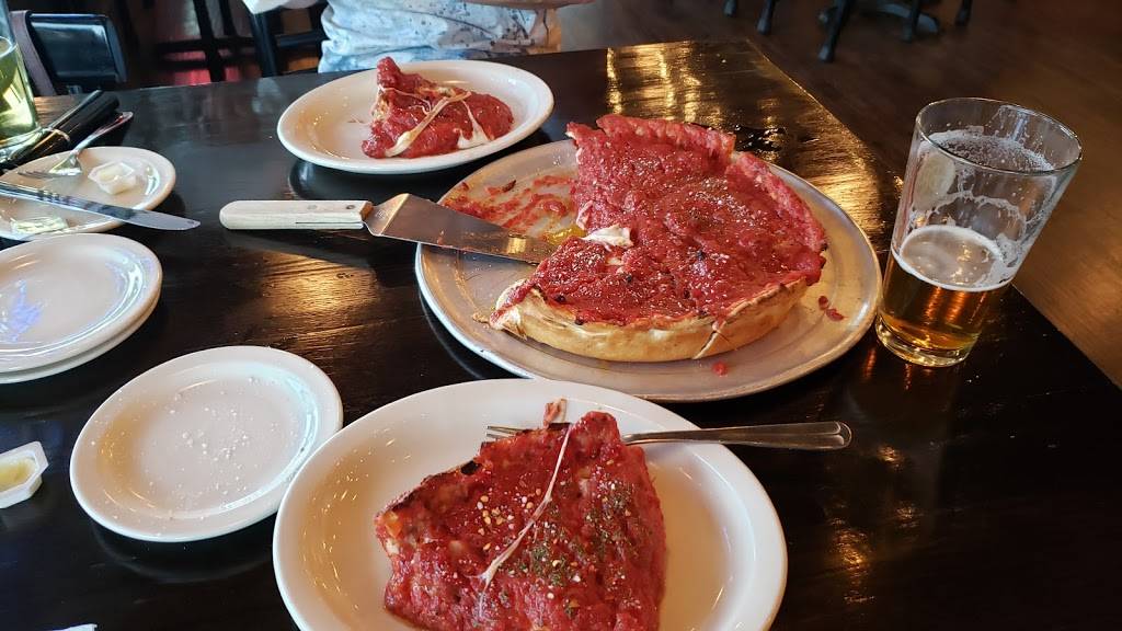 Nicolos Chicago Style Pizza | restaurant | 9463 S University Blvd, Highlands Ranch, CO 80126, USA | 3037919800 OR +1 303-791-9800