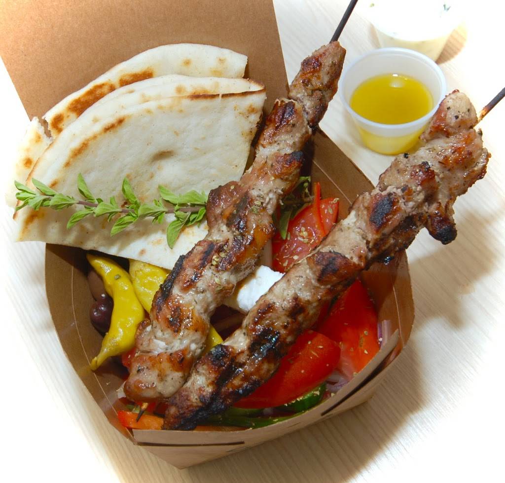 Gyro Boutique Mont-Royal - Authentique Gyros - Salad - Poutine - | meal takeaway | 2316 Chemin Lucerne, Mont-Royal, QC H3R 2J8, Canada | 5147334976 OR +1 514-733-4976
