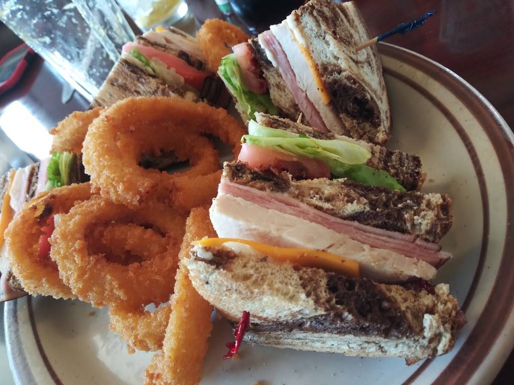 Village Inn | bakery | 2275 Trawood Dr, El Paso, TX 79935, USA | 9155927210 OR +1 915-592-7210