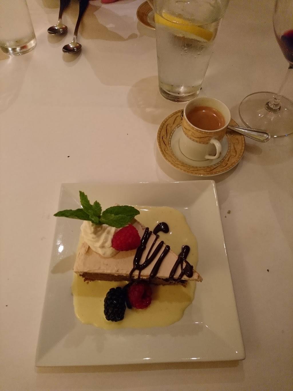 Mezzaluna Pasteria & Mozzarella Bar | restaurant | 1188 Forest Ave, Pacific Grove, CA 93950, USA | 8313725325 OR +1 831-372-5325