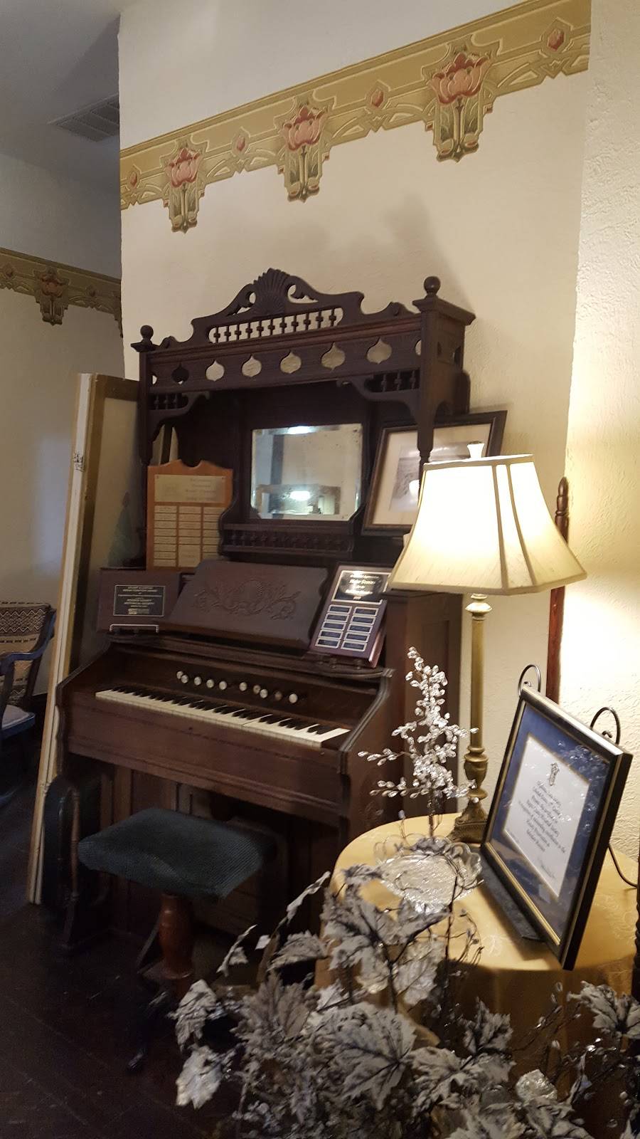 Belvidere Mansion | restaurant | 121 N Chickasaw Ave, Claremore, OK 74017, USA | 9183421127 OR +1 918-342-1127