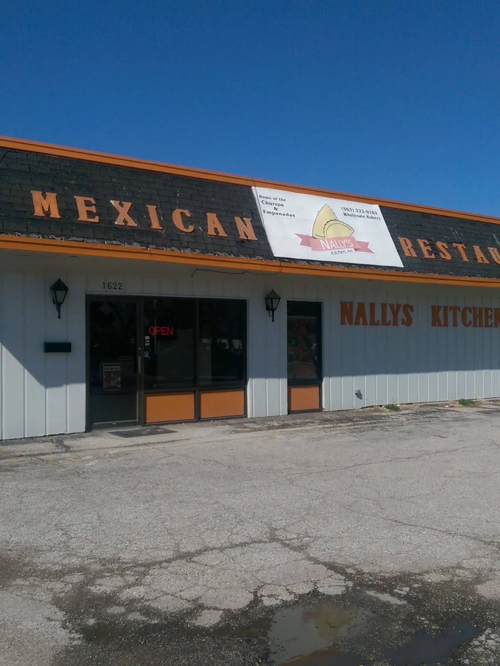 Nallys Kitchen | restaurant | 1622 Rockingham Rd, Davenport, IA 52802, USA | 5633220181 OR +1 563-322-0181