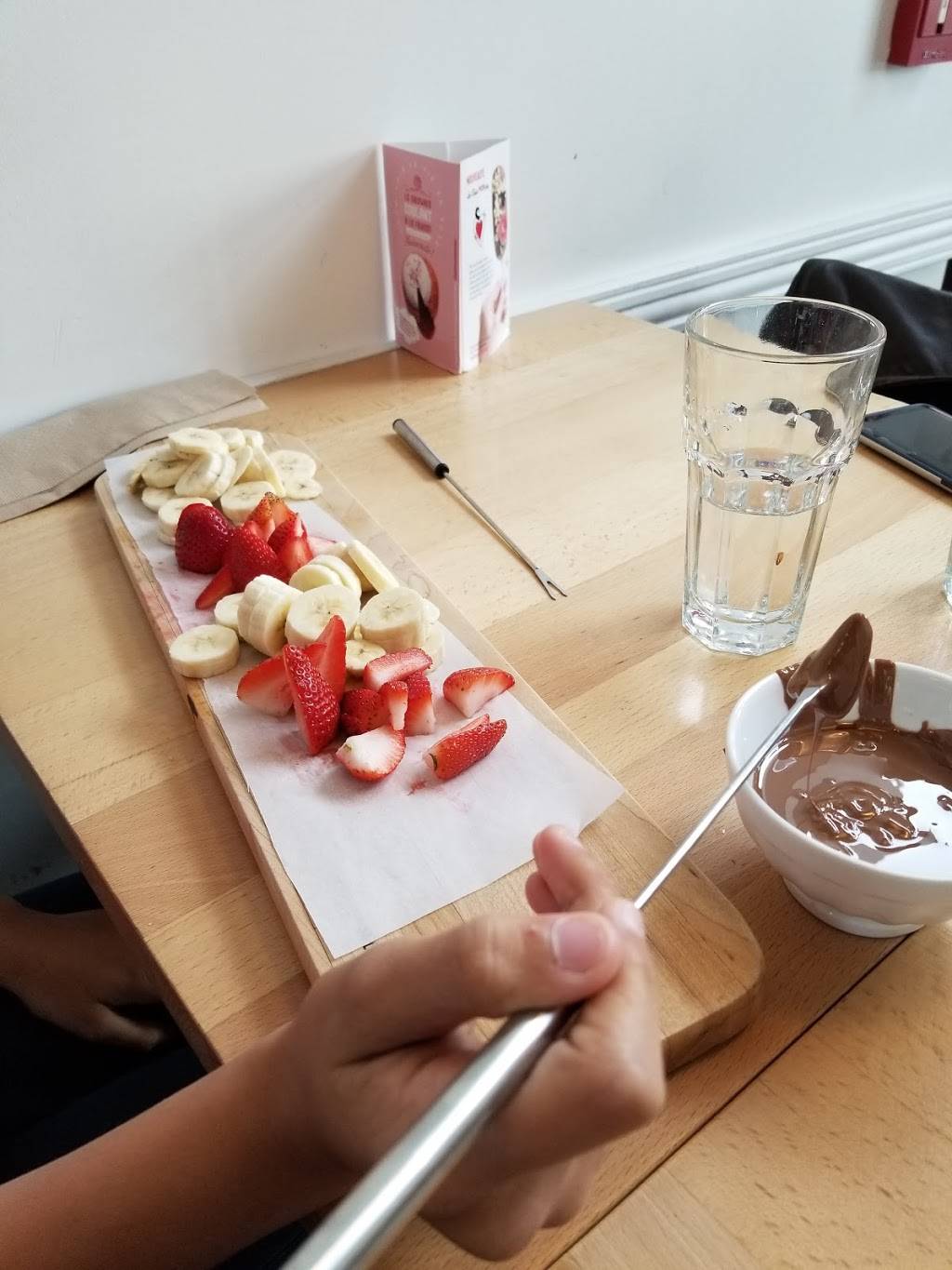Juliette & Chocolat | restaurant | 525 Promenade Du Centropolis, Laval, QC H7T 0A3, Canada | 4509349484 OR +1 450-934-9484