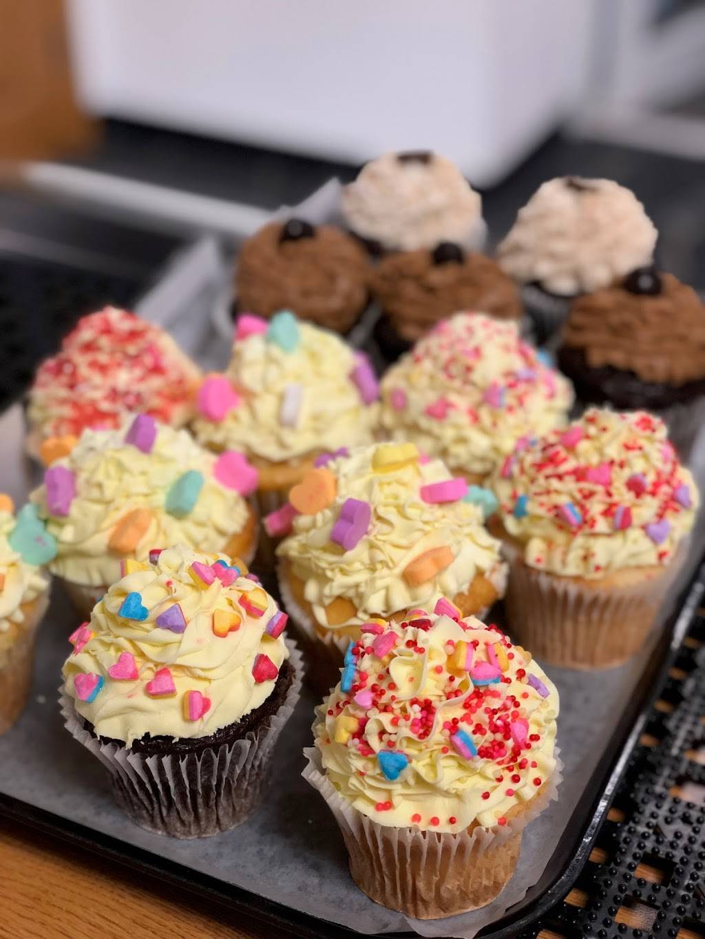 Schreiners Restaurant | bakery | 9402, 168 N Pioneer Rd, Fond du Lac, WI 54935, USA | 9209220590 OR +1 920-922-0590