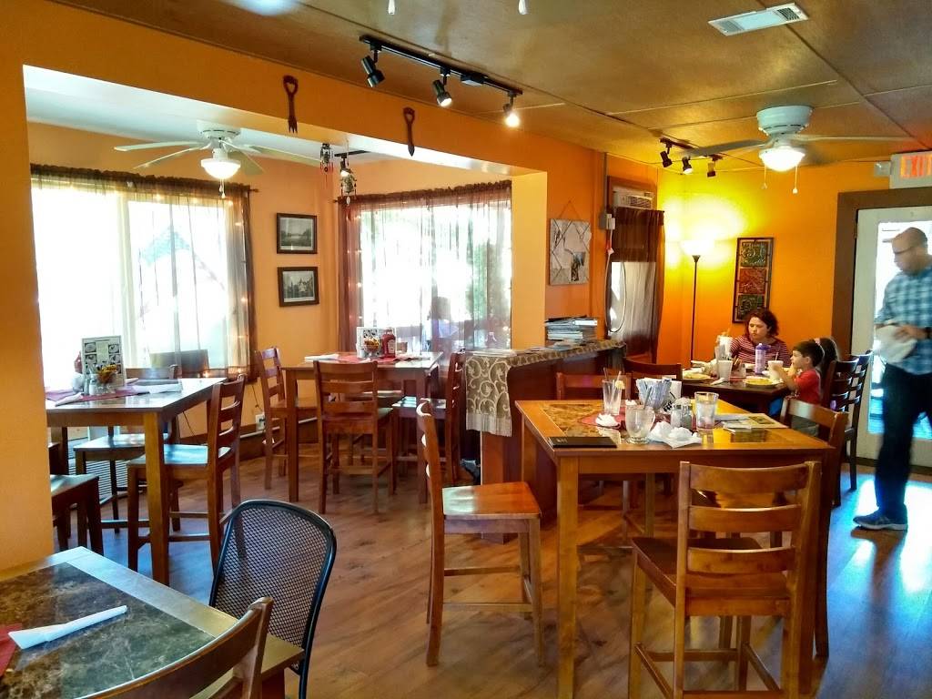 Mullers Famous Fried Cheese Cafe | cafe | 60 Chattahoochee Strasse, Helen, GA 30545, USA | 7068921212 OR +1 706-892-1212