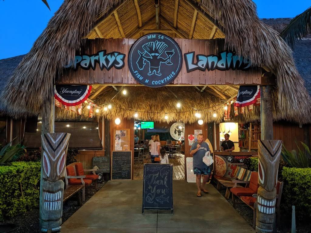 Sparkys Landing Fish and Cocktails | restaurant | 13205 Overseas Hwy, Marathon, FL 33050, USA | 3053632959 OR +1 305-363-2959