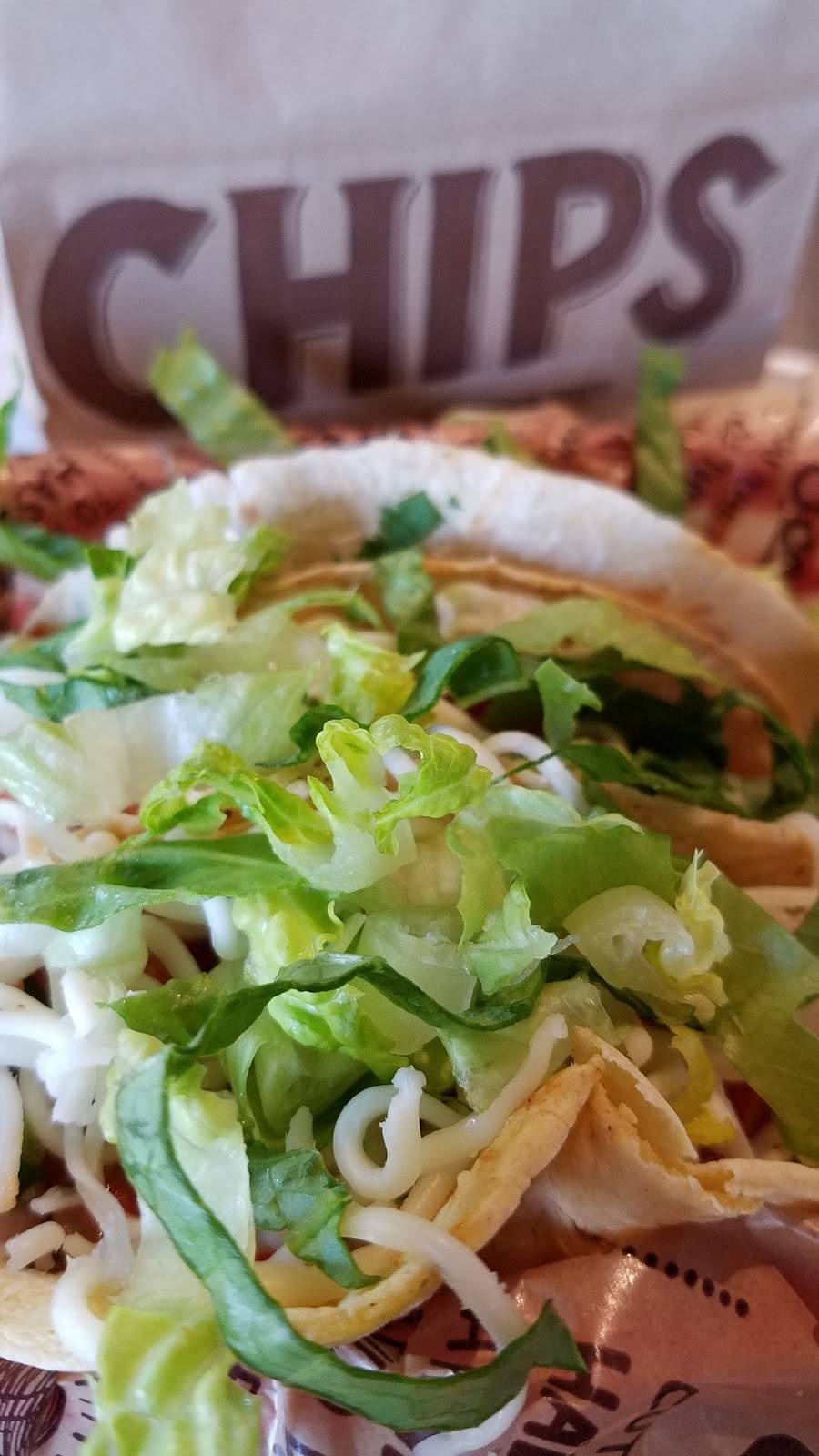 Chipotle Mexican Grill | restaurant | 13495 Poway Rd, Poway, CA 92064, USA | 8587489200 OR +1 858-748-9200