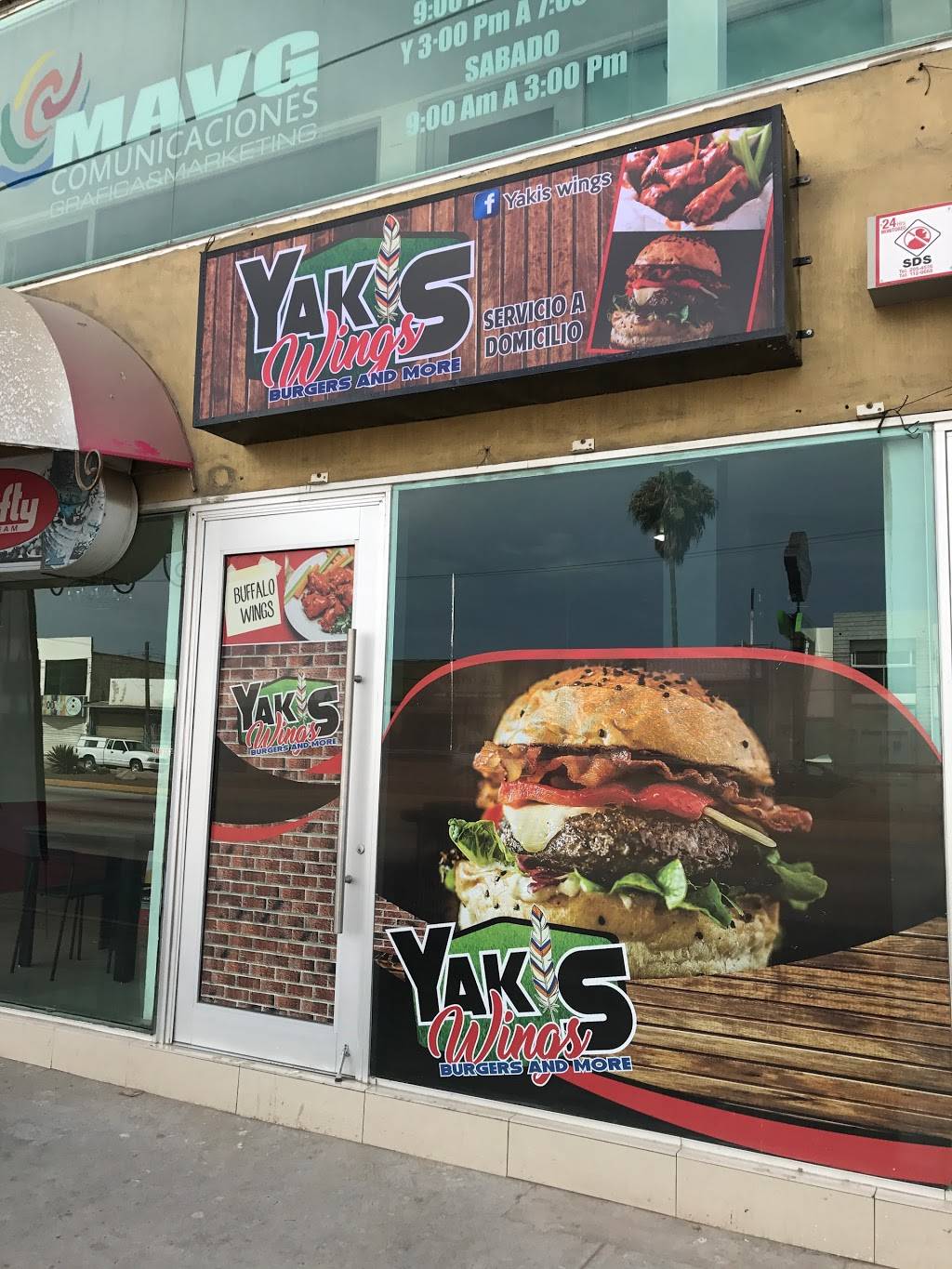 Yakis Wings | restaurant | Ensenada - Lázaro Cárdenas, Jardines de Chapultepec, 22785 Ensenada, B.C., Mexico | 016461737345 OR +52 646 173 7345