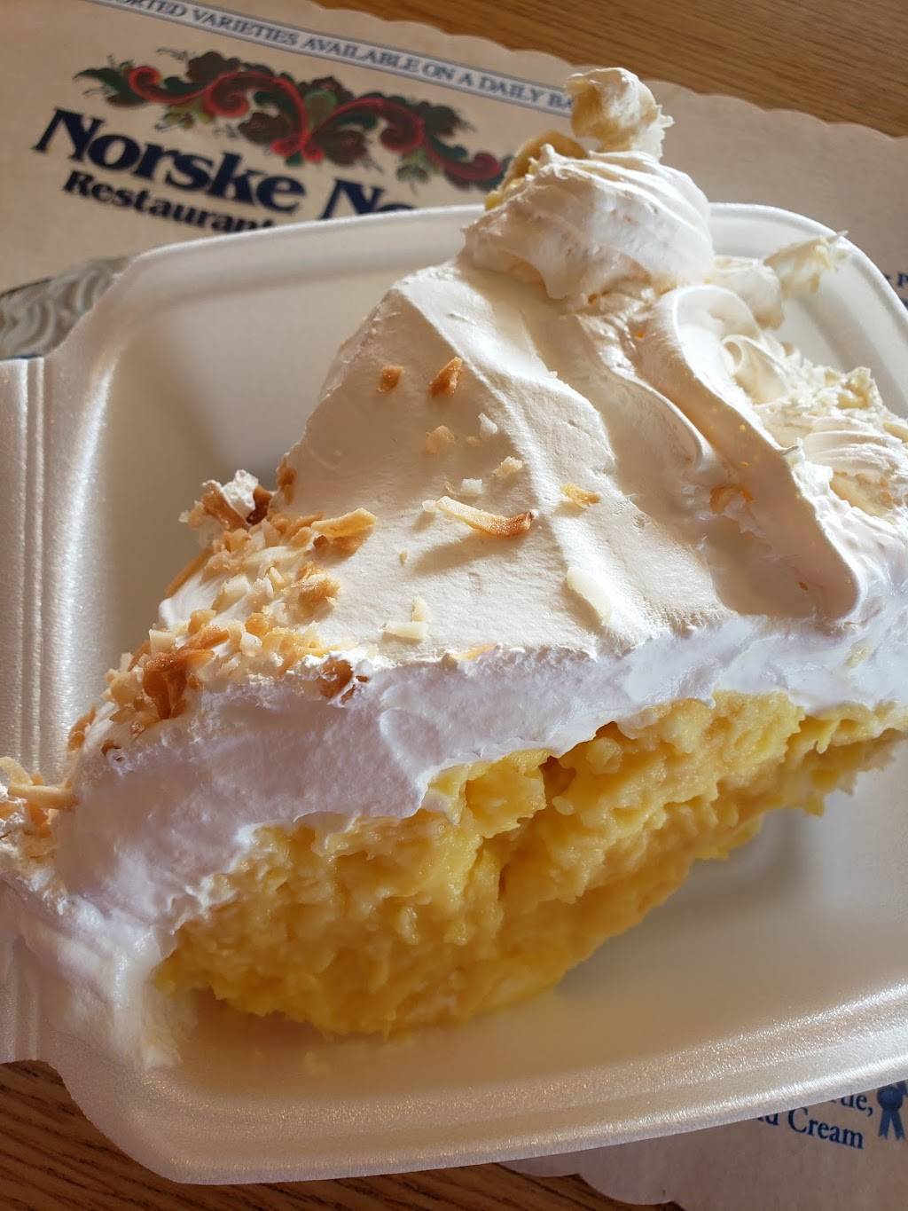 Norske Nook | restaurant | 2900 Pioneer Ave, Rice Lake, WI 54868, USA | 7152341733 OR +1 715-234-1733