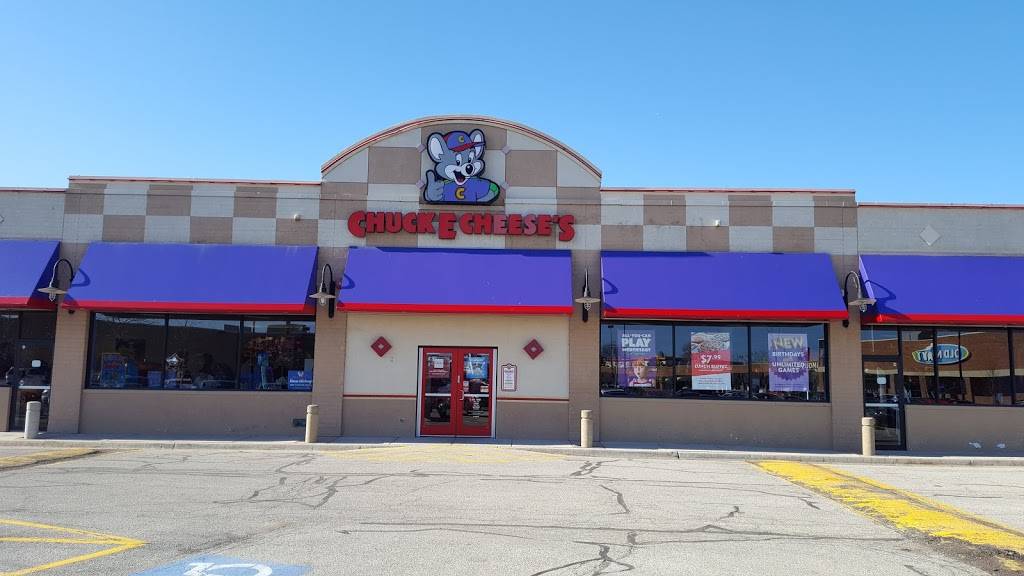 Chuck E. Cheese's - Restaurant | 1830 W Fullerton Ave, Chicago, IL ...